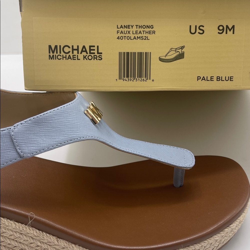 Michael Kors LANEY THONG FAUX LEATHER Pale Blue
40TOLAMS2L Heeled Sandals Wedge - Picture 16 of 16